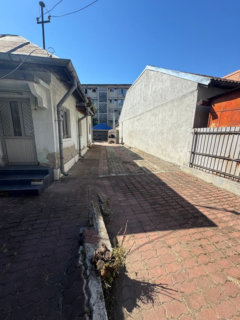 Spațiu comercial de închiriat în Rovine – 94 mp + teren ~300 mp - Poză 1