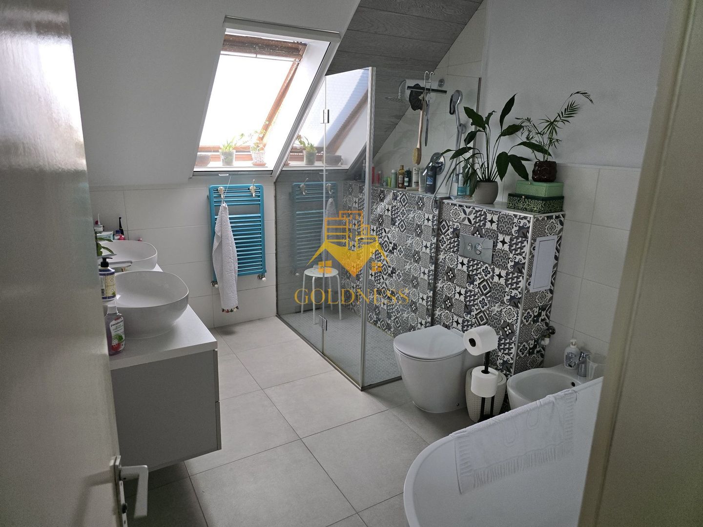 Casa 4 camere, Central, Cipariu, Titulescu, Brâncuși, Parcare - Poză 7