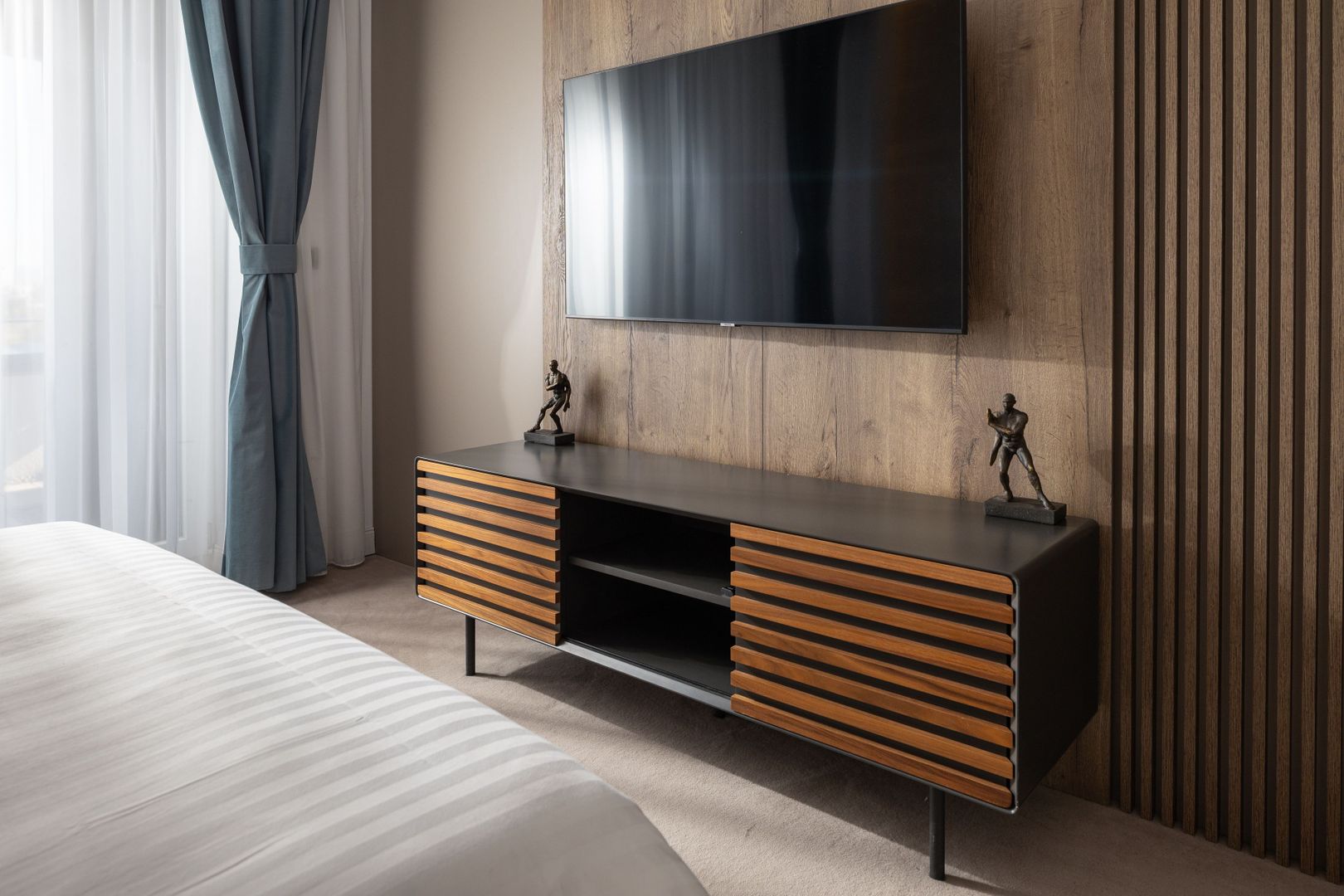 Penthouse de LUX 4 camere cu terasă spectaculoasă de 122 mp + jacuzzi - Poză 14