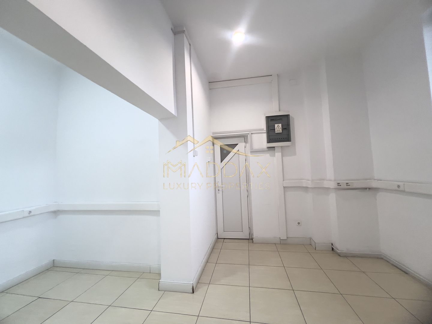 Spatiu Comercial Stradal**240mp**2 locuri parcare//Bdul Ion MIhalache - Poză 25