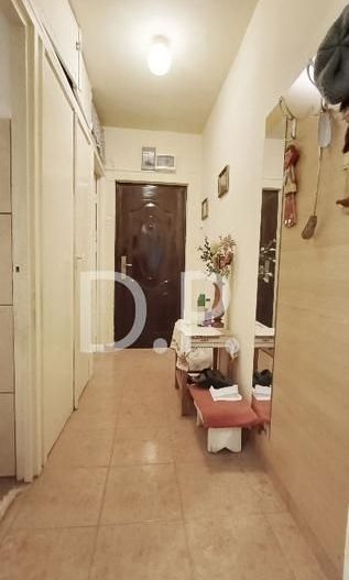 Apartament 2 camere zona Dacia etaj 2 - Poză 3