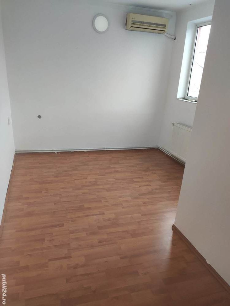 Vând casă vilă renovabilă Băneasa - Poză 4