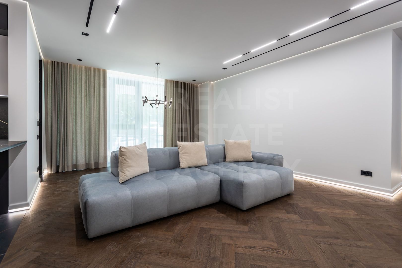 Chirie, apartament, 4 camere, str. Universității, Centru - Poză 14