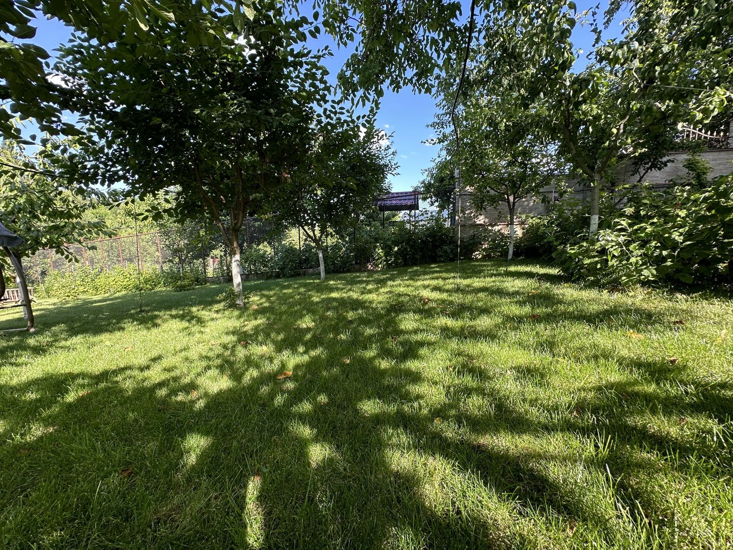 Casă în Buiucani, de vânzare, cu suprafața de 338m2. Pe teren de 14 ari. - Poză 30
