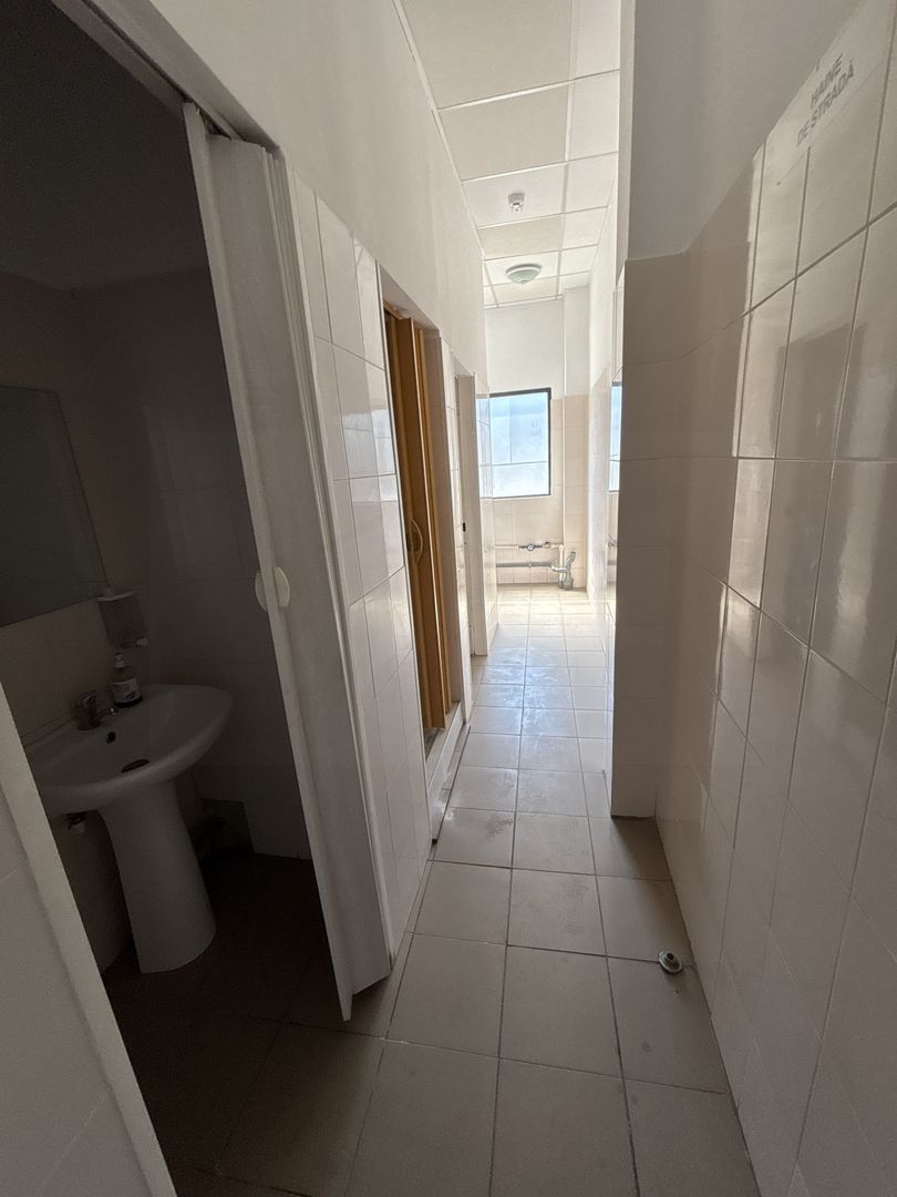 Spațiu comercial de închiriat – 120 mp, zona Spitalul Județean nr. 1 - Poză 3
