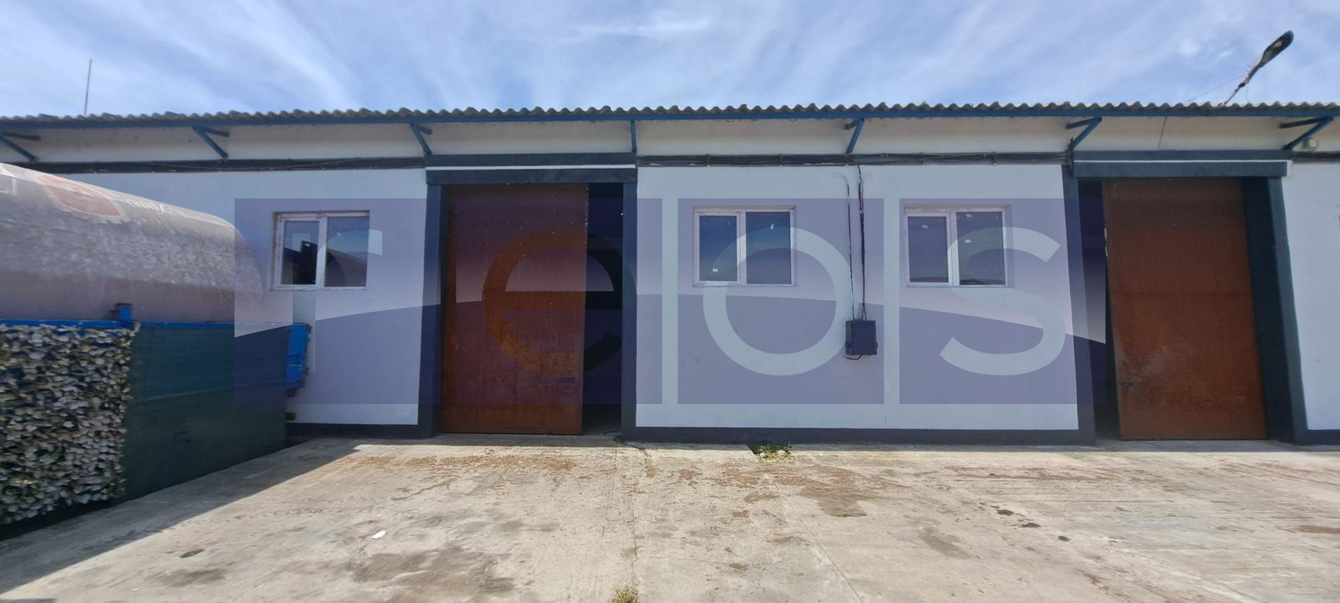 INCHIRIERE HALA INDUSTRIALA | 230 MP | CURTE INTERIOARA | UTILITATI COMPLETE - Poză 1