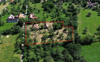 Teren 4558 mp cu casă tradițională, Sohodol, Bran - Poză 2