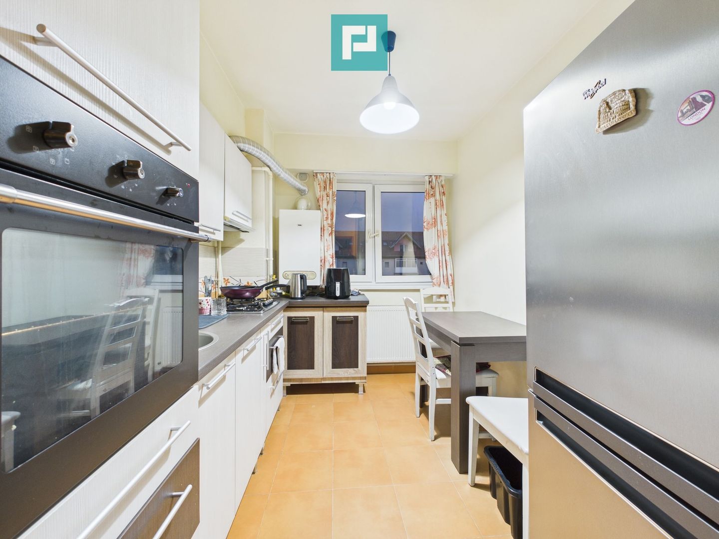 Apartament 3 camere, Confecții, UVG - Poză 3