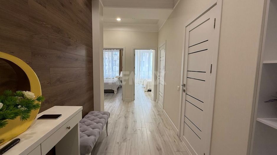 Apartament cu 2 dormitoare si living chiar in centrul Chișinăului - Poză 7