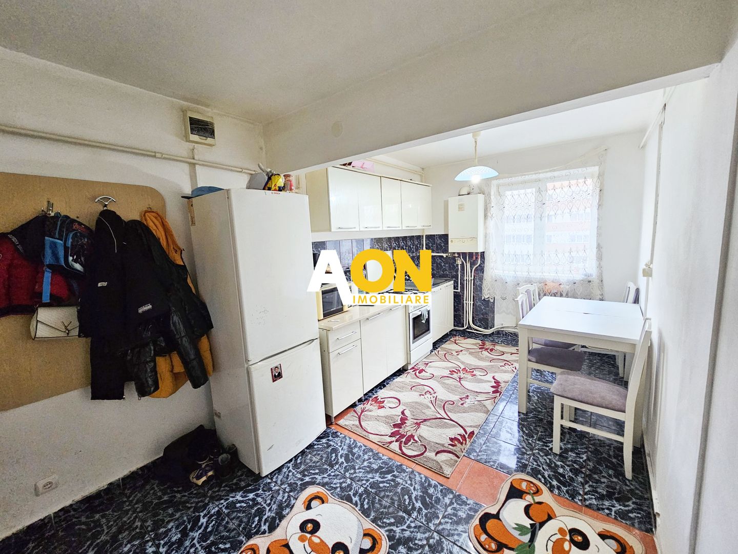 Apartament 2 camere - Ideal pentru regim hotelier, Cetate - Poză 1