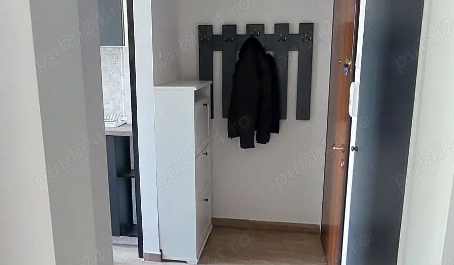 Vanzare apartanent 2 camere - Poză 3