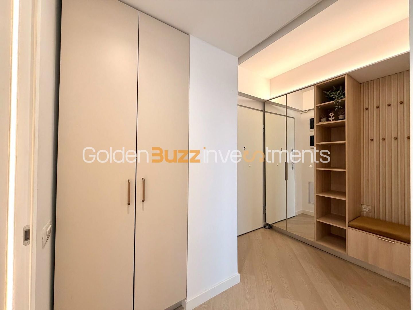 Studio Complet Mobilat  Cortina North - Poză 11