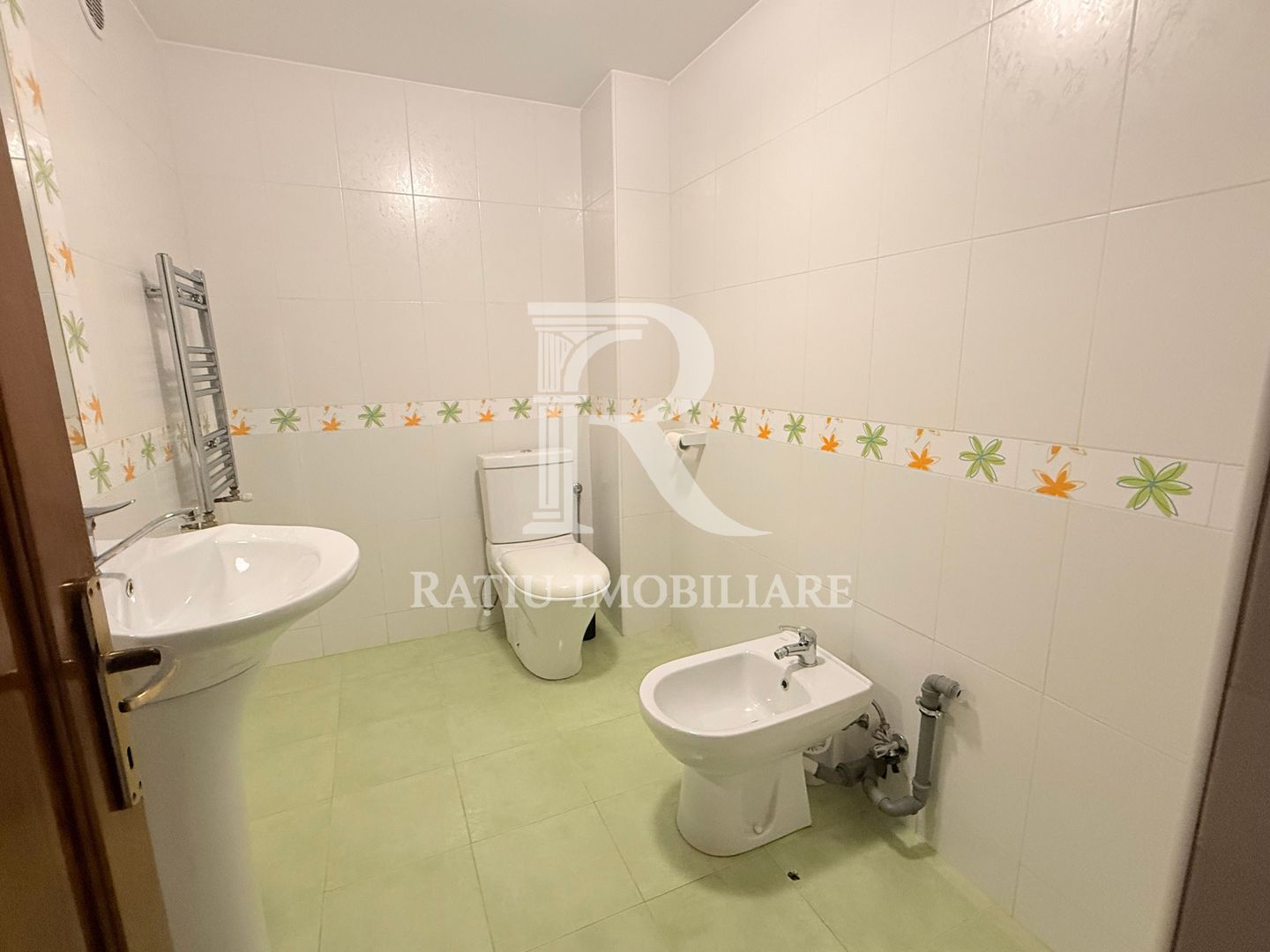 Casă spațioasă de închiriat | 4 dormitoare | Sânmartin - Poză 12