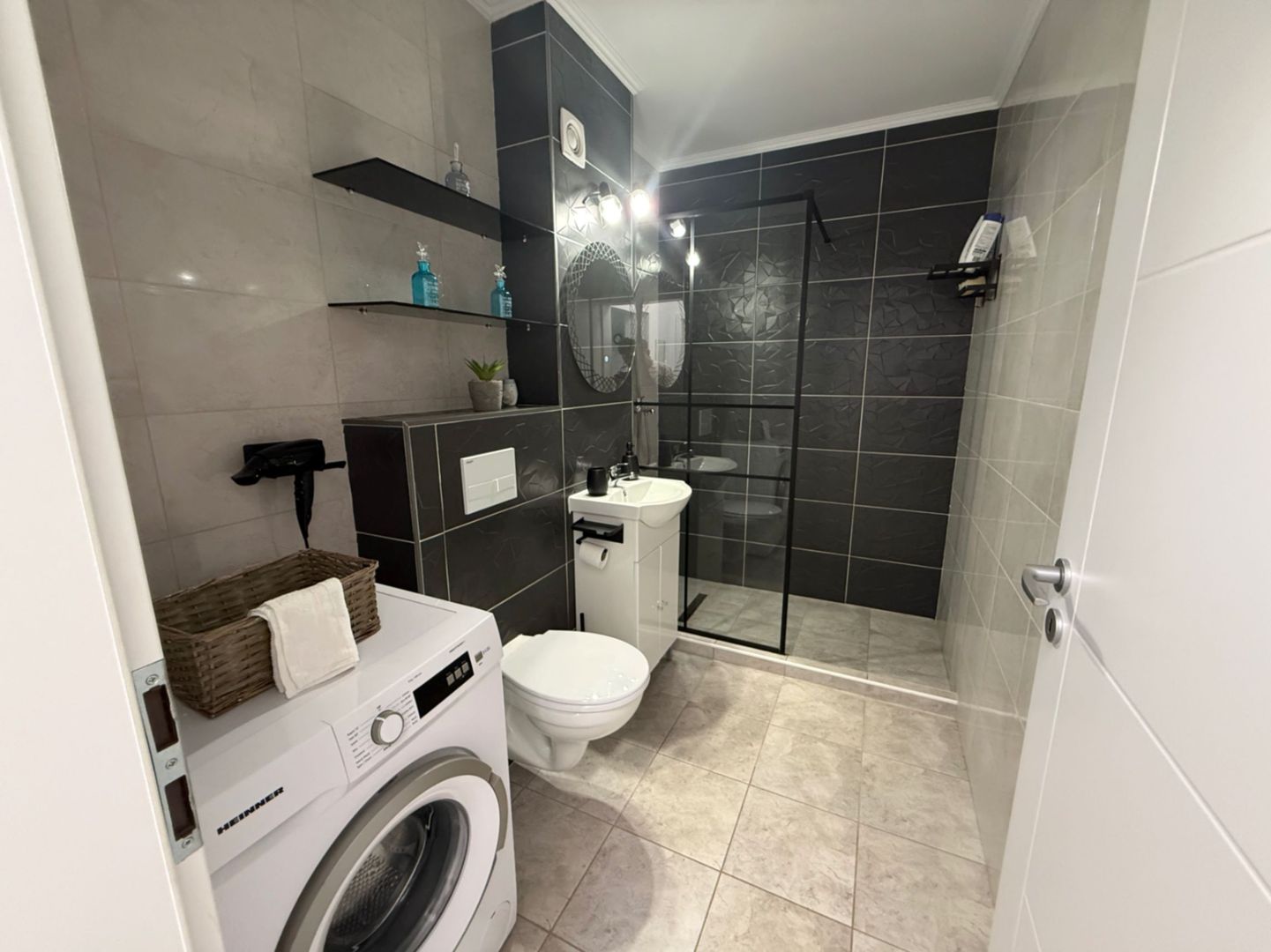 Apartament cu 2 camere tip studio - Subcetate Rezidence - Poză 6