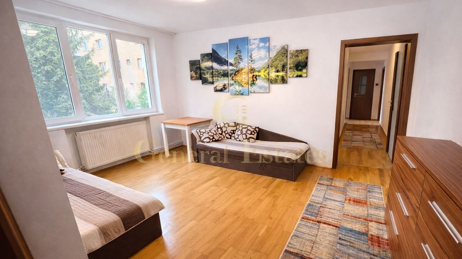 Apartament 4 camere | Etaj 1 | Centrul Civic – locatie excelenta - Poză 1