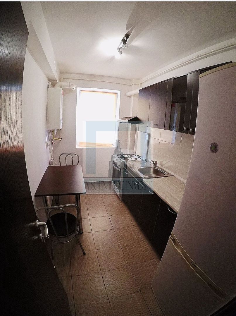 Garsoniera mobilata/utilata-zona Coresi - Poză 7