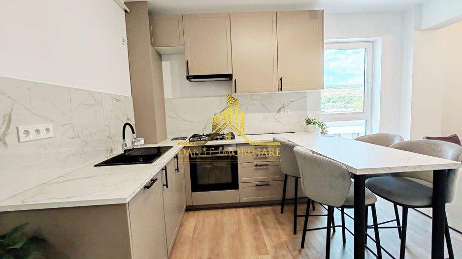 3 camere, ultrafinisat, modern, bloc nou, balcon, parcare, Floresti - Poză 12
