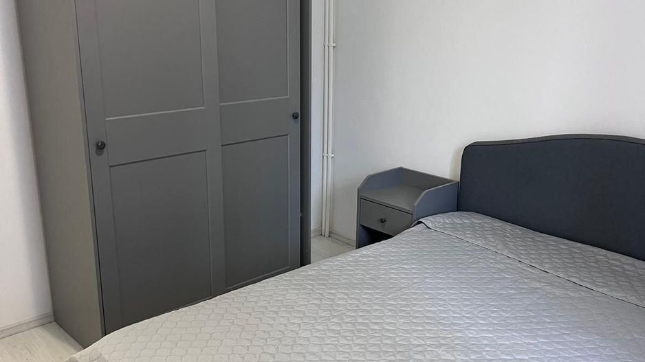 De inchiriat apartament 2 camere – Delfinariu, Constanța - termen lung - Poză 5