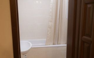 Chirie, apartament, 3 camere, str. Mihail Kogălniceanu, Centru - Poză 9