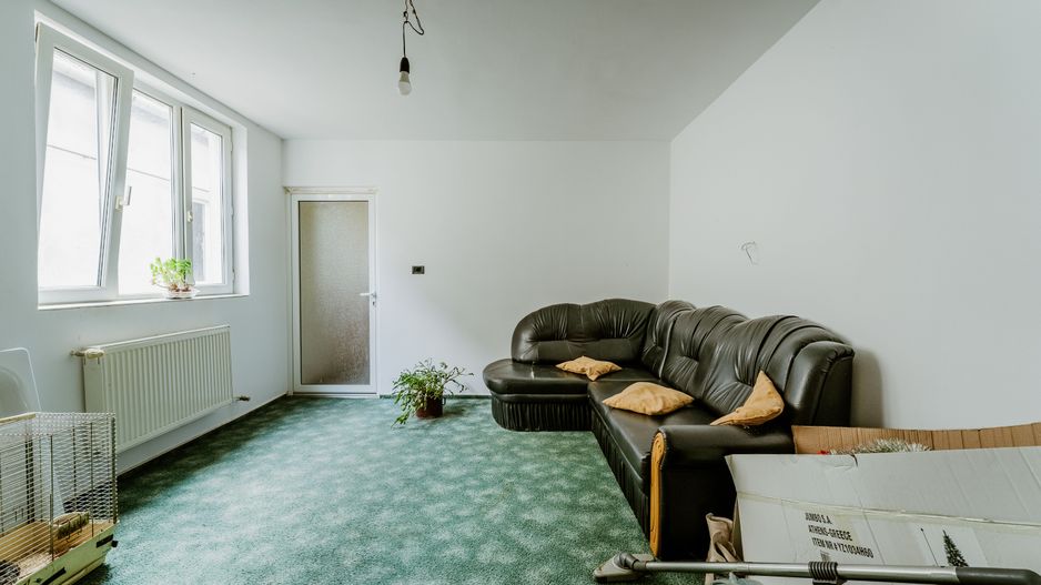 Vilă P+E+M în Bujac - Poză 6
