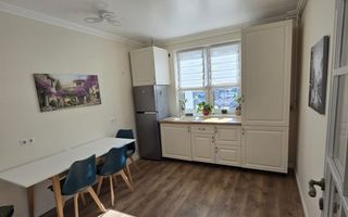 Apartament premium 54 mp utili curte 150 mp si 2 parcari in Selimbar - Poză 5
