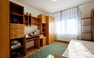 Apartament cu 3 camere decomandate, Cetate - Poză 4
