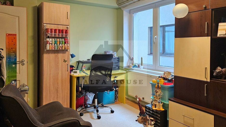 Oportunitate - Apartament cu trei camere in vila, zona Tractorul 70 mp - Poză 20