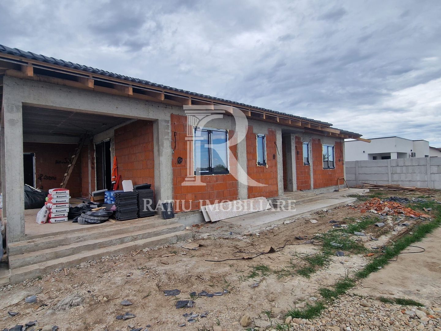 Casă finisată | 4 camere | Santandrei | Oradea - Poză 1