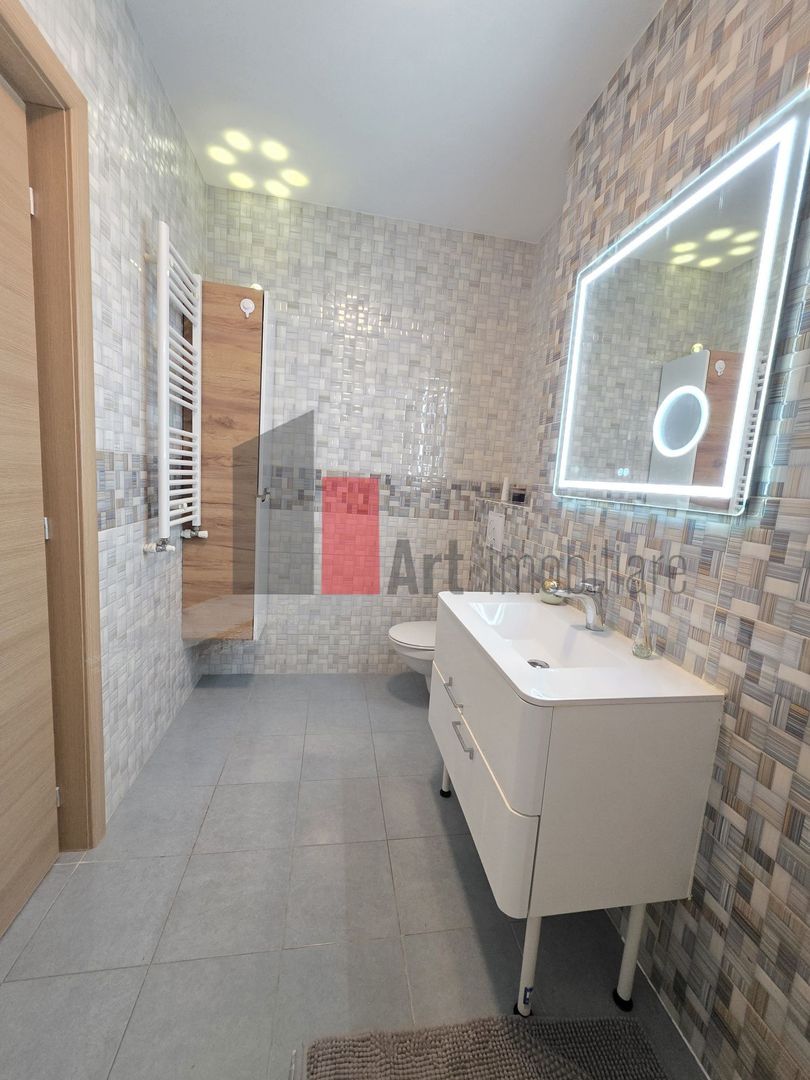 Vanzare apartament 3 camere Politehnica - Poză 1