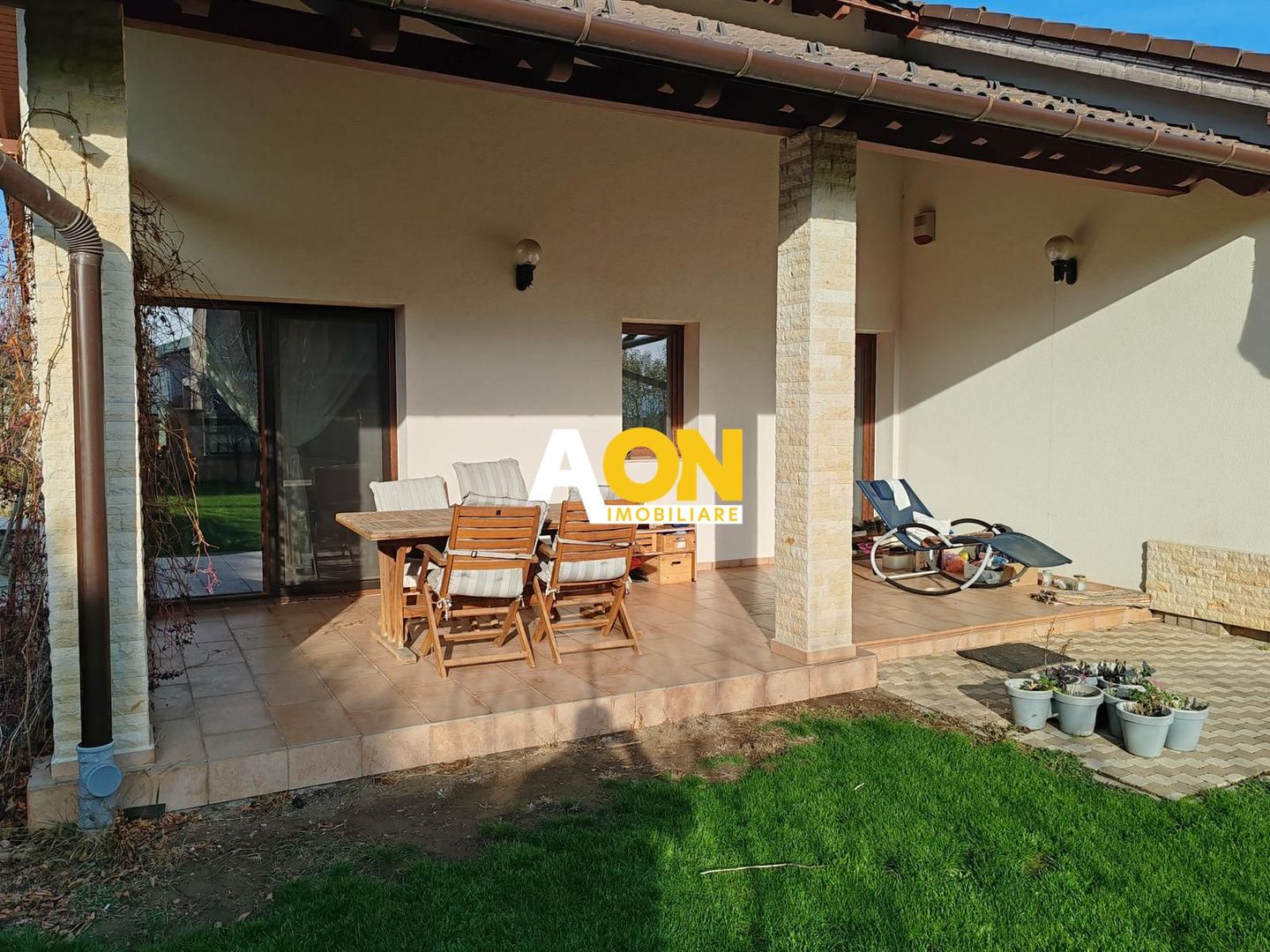 Casa 3 Camere, 179 mp Construiti, Teren 784 mp, Zona Cetate - Poză 3