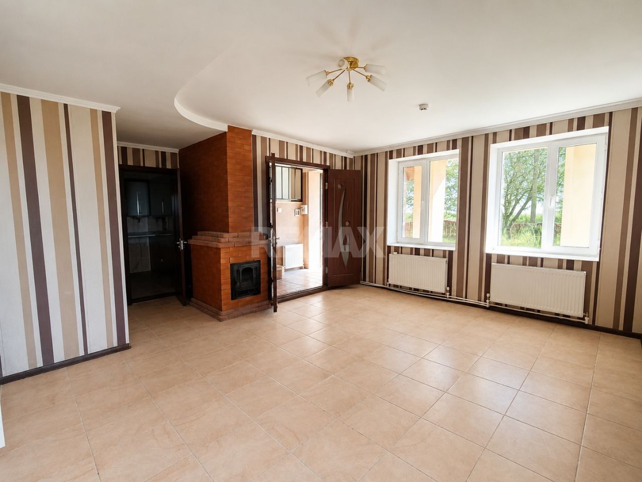 Casă în Doroțcaia – 170 m² | 13,71 ari | 6 camere + living - Poză 7