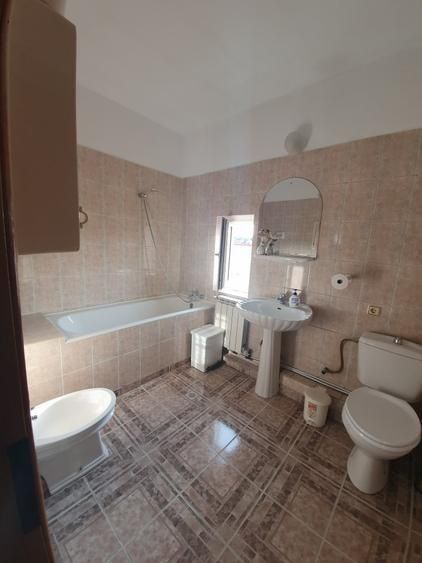 vila 7 camere birouri-sediu firma Cotroceni - Poză 13