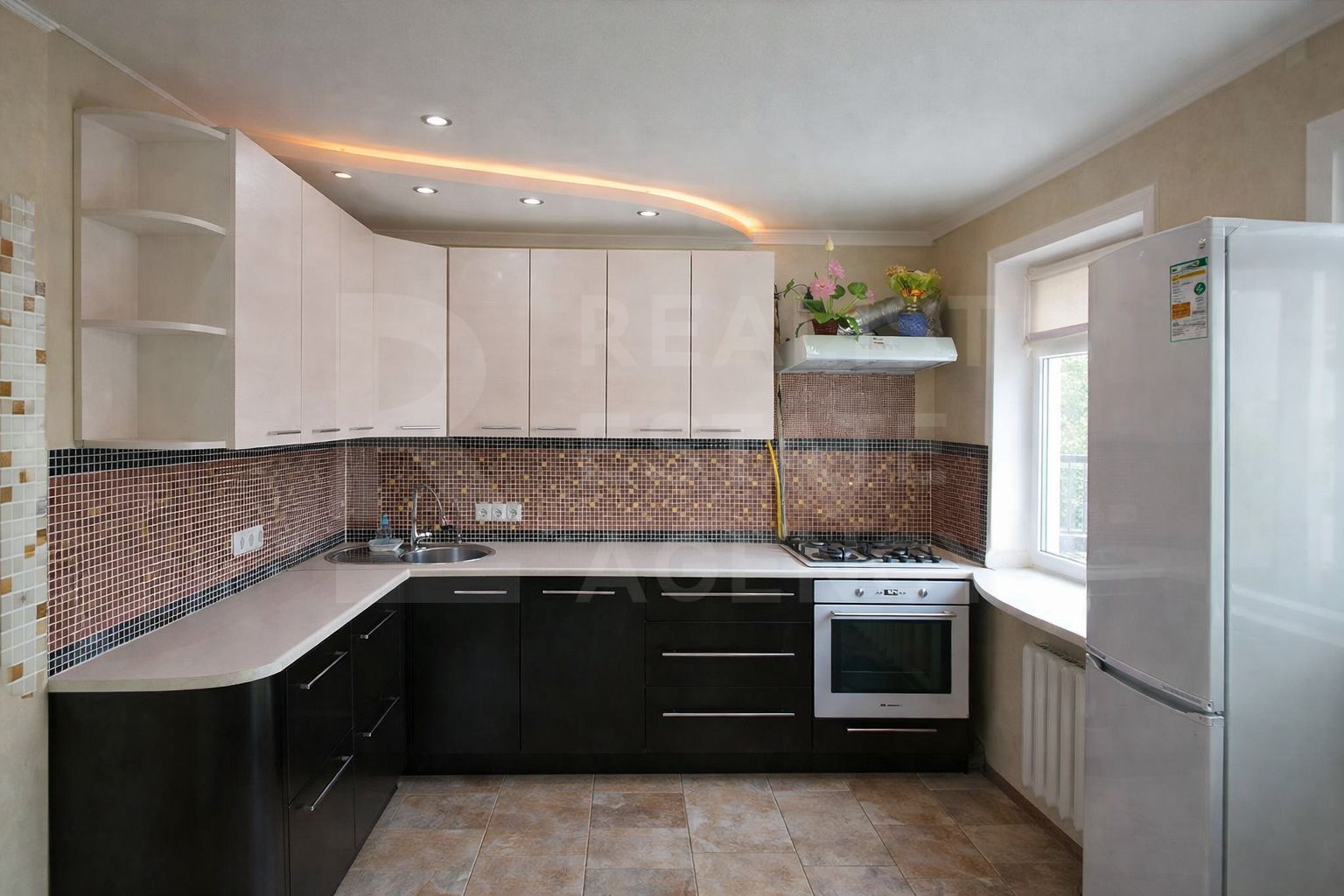Vânzare, apartament, 3 camere, str. Vasilie Coroban, Bălți - Poză 1