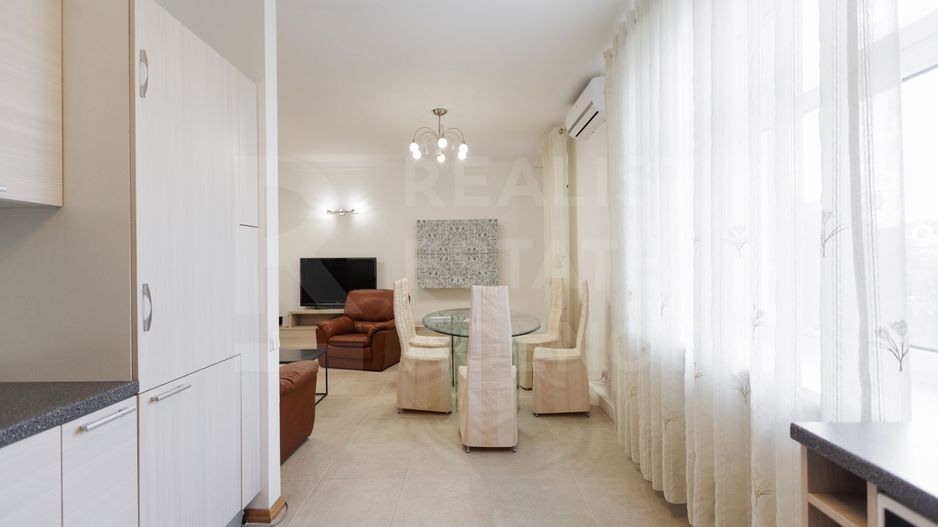 Chirie, apartament, 4 camere, str. Mihai Eminescu, Centru - Poză 9