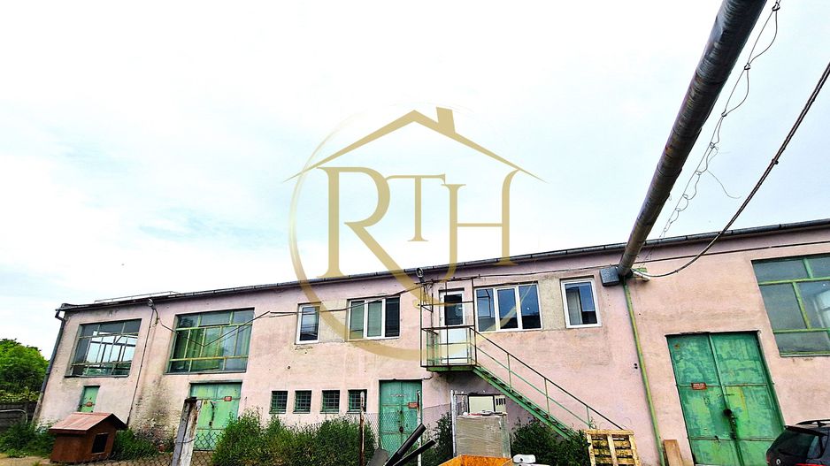 Cladiri si teren de închiriat zona industriala pentru orice tip de activitate. - Poză 1