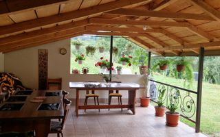 Casa si teren potential turistic Slatioara-Suceava - Poză 4