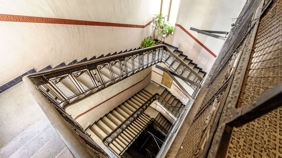 VÂNDUT! Apartament cu 4 Camere în Palatul Bohuș, Arad - Poză 7