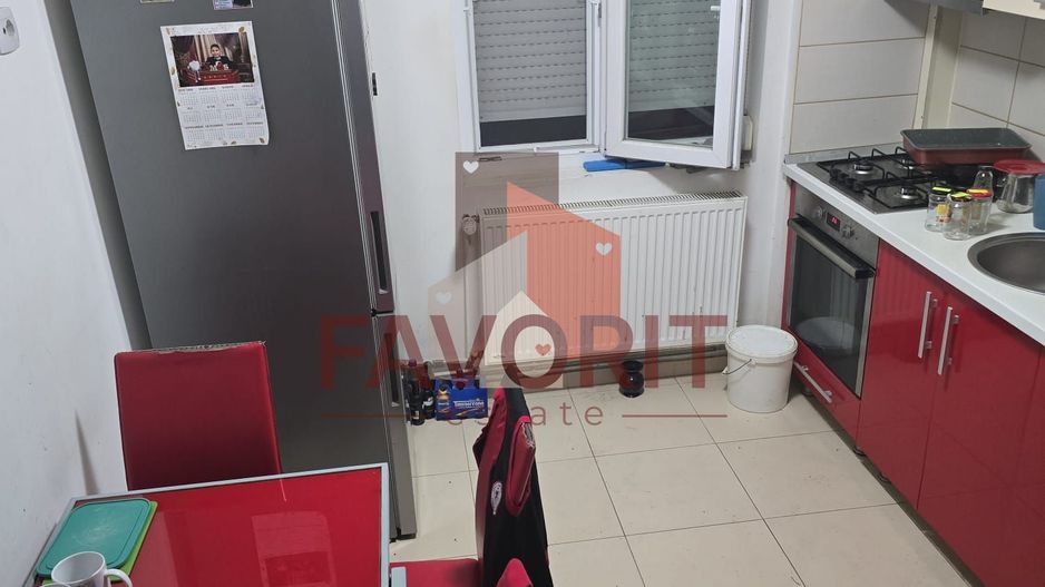 Renovat integral. Pozitie excelenta. Centrala proprie. - Poză 2
