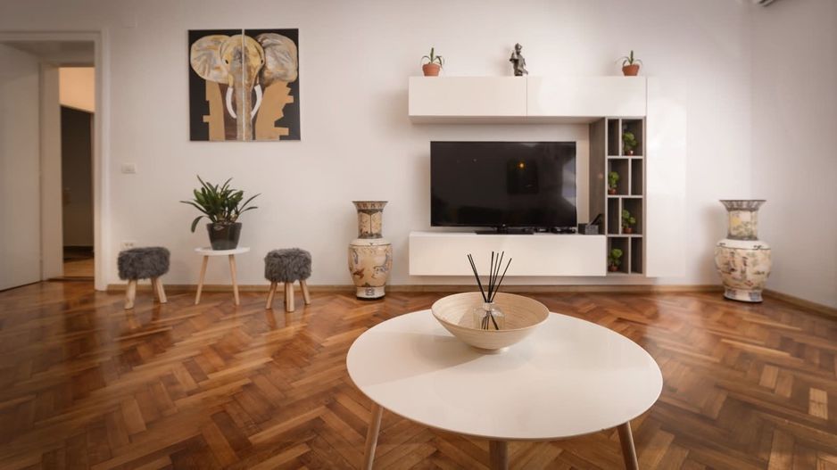 APARTAMENT CENTRAL - Poză 2