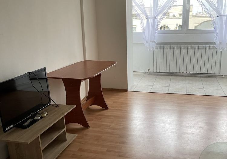 Apartament b-dul Decebal Bucuresti/Piata Alba Iulia - Poză 4
