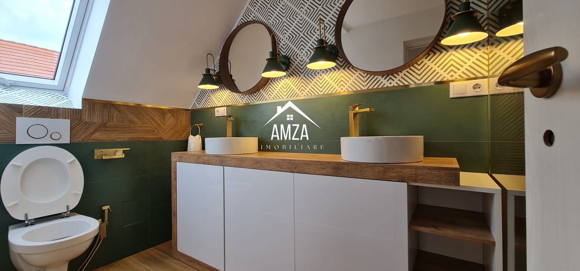 Vila spațioasă și elegantă de vânzare la intrarea în cartierul Turnișo - Poză 11