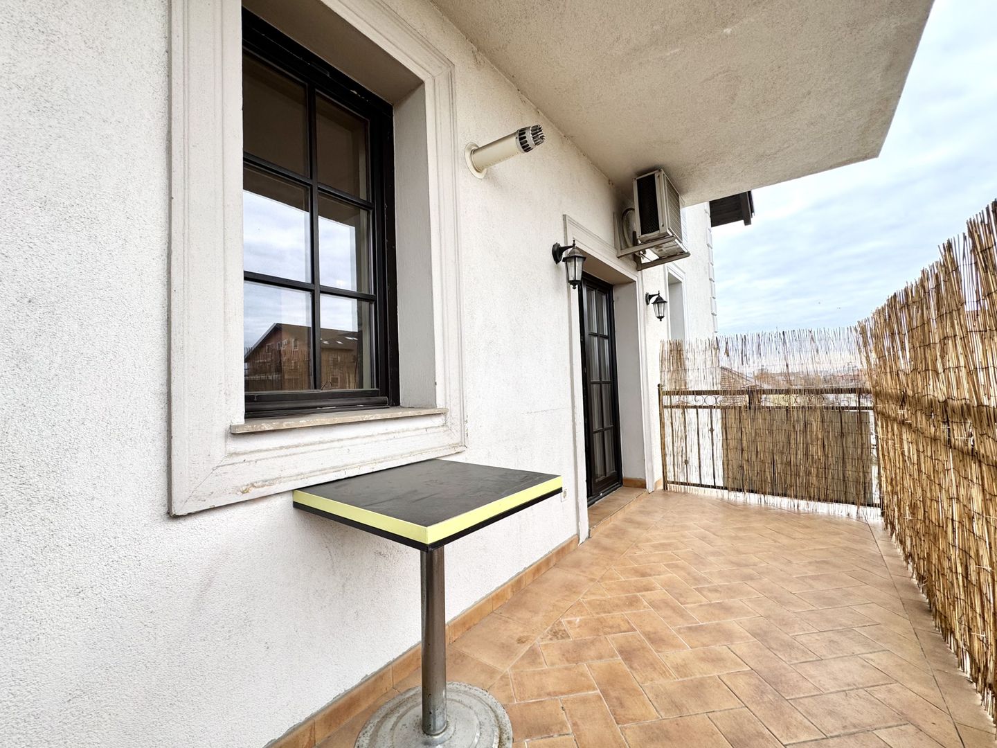 Spațiu, lumină și liniște – 2 Camere în zona Ronat - Poză 22