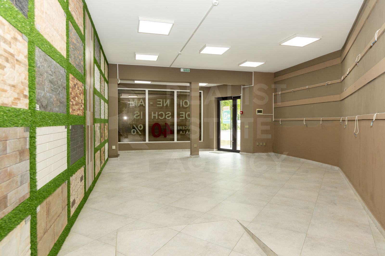 Vânzare, spațiu comercial, 1000 mp, str. Aerodromului, Bălți - Poză 3