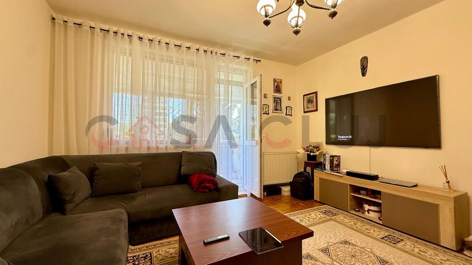 3 camere, la cheie, zona Transilvania College Gheorgheni - Poză 9