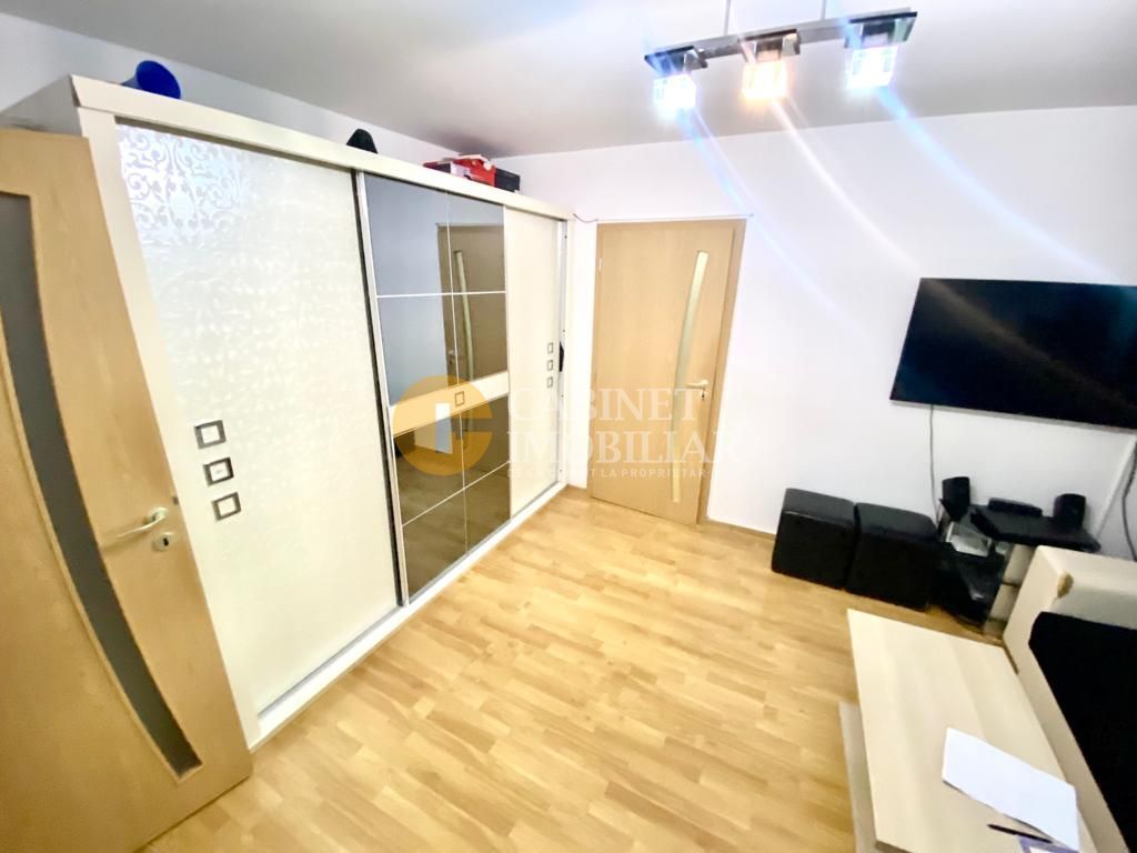Apartament 2 Camere - Zona Podu De Piatra - Bloc Fara Risc - Poză 3