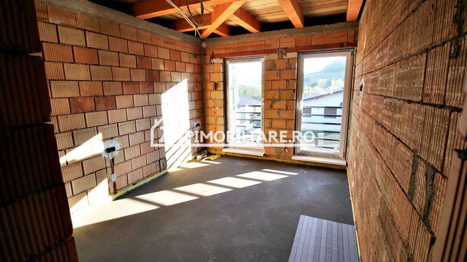 Casa la cheie 4 camere,2 bai,105mp,288 mp teren, 0% comision - Poză 5