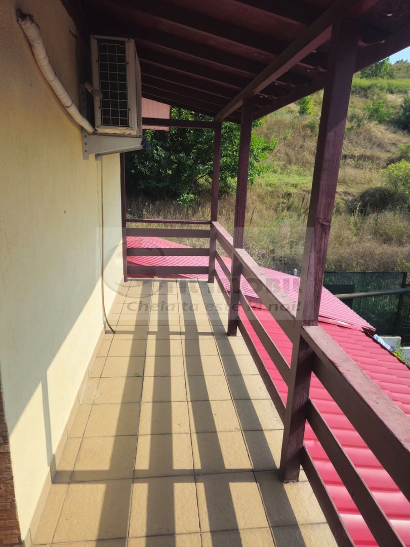 Apartament cu 3 camere, 70mp, zona Bucium - Poză 10