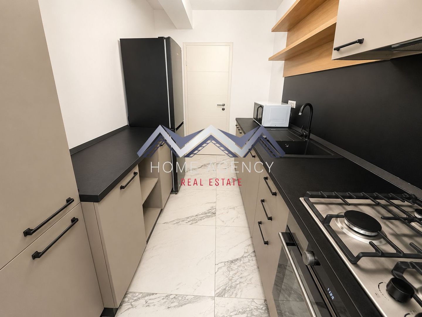 Apartament 3 camere premium + curte 30 mp | prima închiriere - Poză 5
