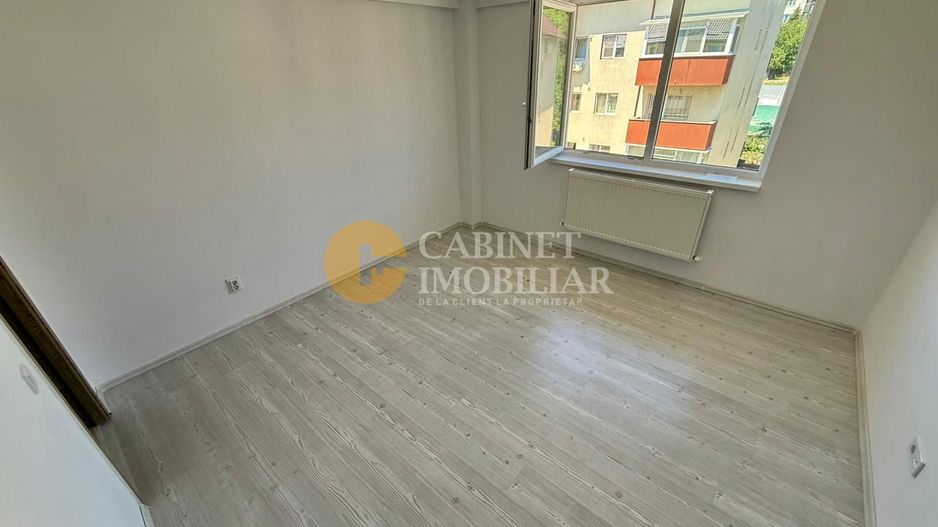 3 CAMERE DECOMANDAT--2 BAI--ROND MALL MOLDOVA - Poză 5