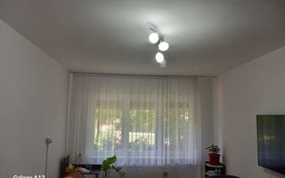 ageuropa.ro vinde ap 2 cam 46mp RENOVAT la PARTER în Micro 14. - Poză 1